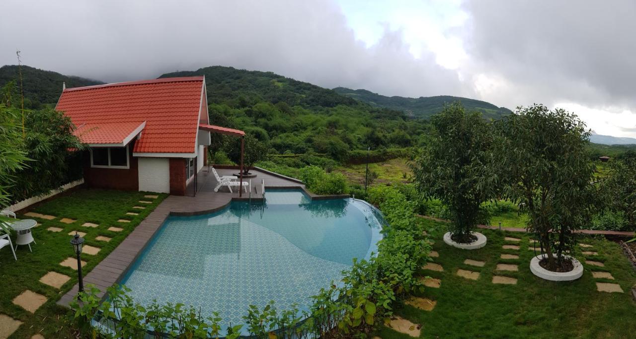 Nostravila Lonavala Buitenkant foto